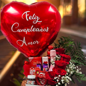 cumpleaños para novio o novia, cajas de rosas y chocolates de lujo, y regalos románticos a domicilio