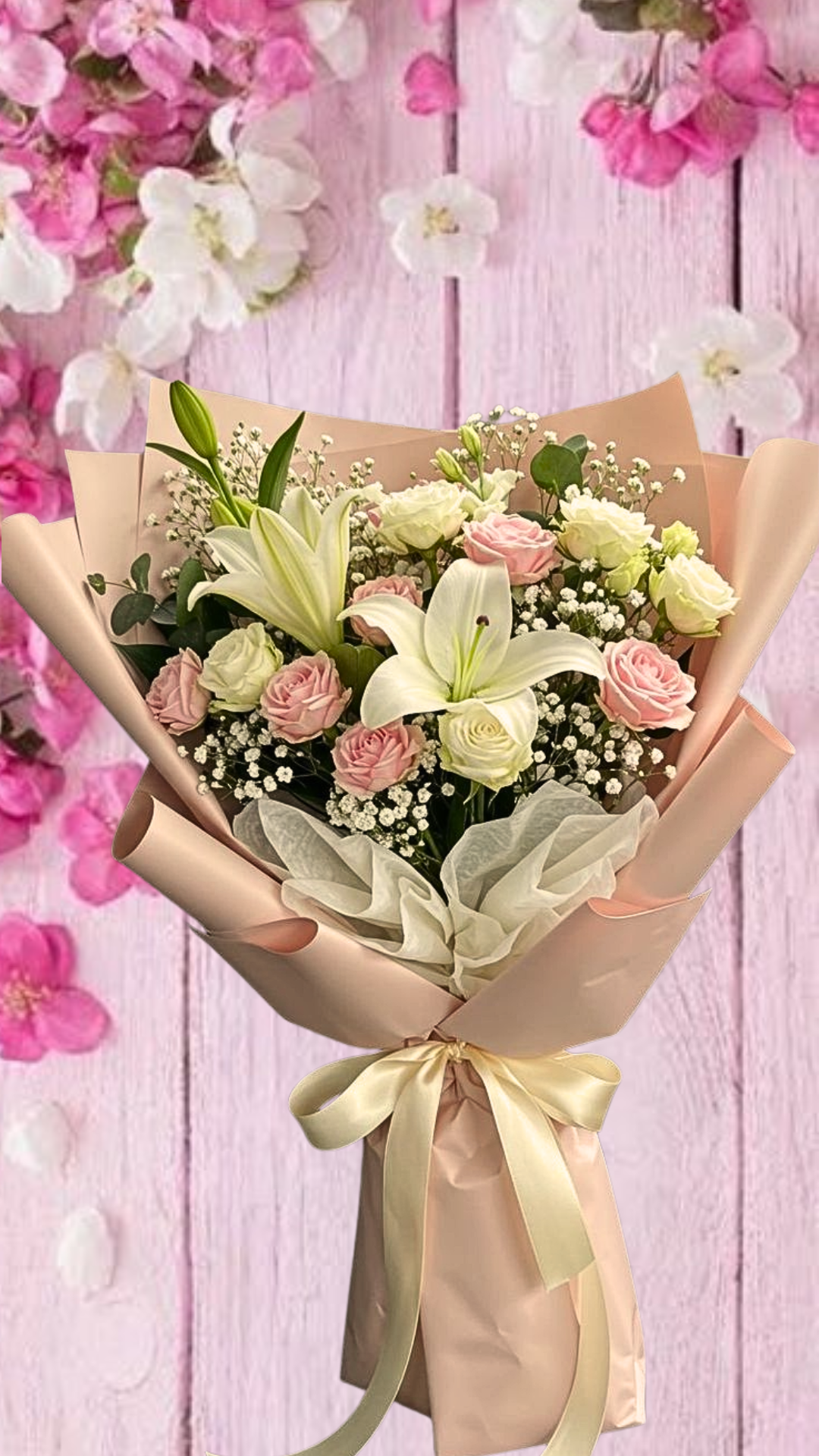 ramos de flores para el día de la mujer, arreglos con lirios blancos y rosas rosadas, ramos de mano elegantes para mujer y detalles florales sofisticados