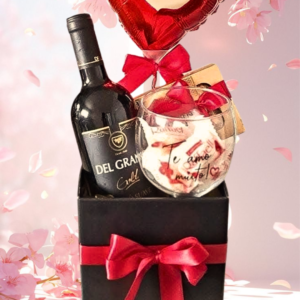 regalo día de la madre con vino y copas, box de regalo elegante para mujer, detalles personalizados con vino tinto y regalos con globos y chocolates